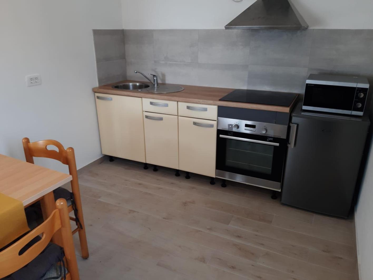 Endless Horizont Apartment 利缇纳 客房 照片